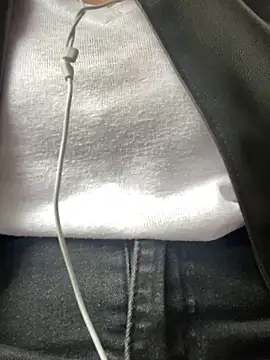 Snapshot of melisss2 chatting on November 26, 2025, 8:25 am melisss2 online show from November 26, 2025, 8:25 am