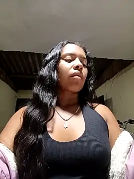 Amayavaldes online show from November 22, 2025, 2:43 am