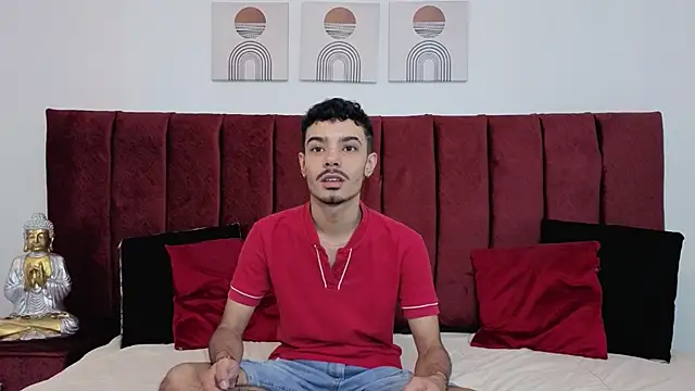 Timothe Evans online show from October 13, 2025, 8:32 pm