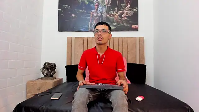 Timothe Evans online show from November 19, 2025, 7:58 pm