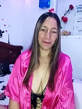 Keila10 online show from October 25, 2025, 2:50 pm