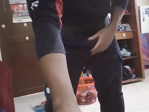 Snapshot of marco13y chatting on January 31, 2026, 10:30 pm marco13y online show from January 31, 2026, 10:30 pm