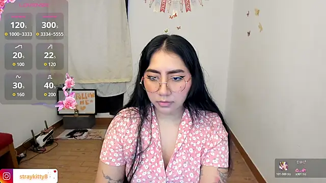 LoveLyy- online show from March 13, 2026, 3:06 pm