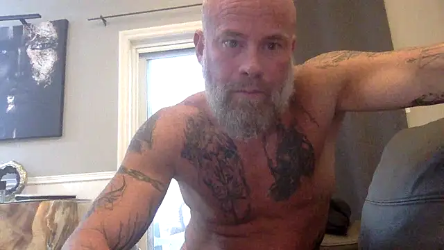 Muscledick40 online show from February 12, 2026, 7:35 pm