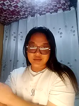  YourHellMajestic  online show from October 30, 2025, 1:31 pm