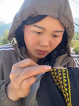 Pii x online show from November 29, 2025, 7:41 am