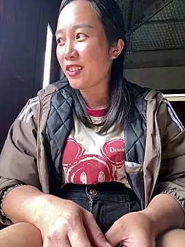 Pii x online show from October 31, 2025, 1:13 am