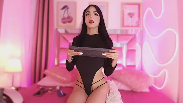 Snapshot of Nefera_Noxx chatting on November 27, 2025, 4:24 am Nefera Noxx online show from November 27, 2025, 4:24 am