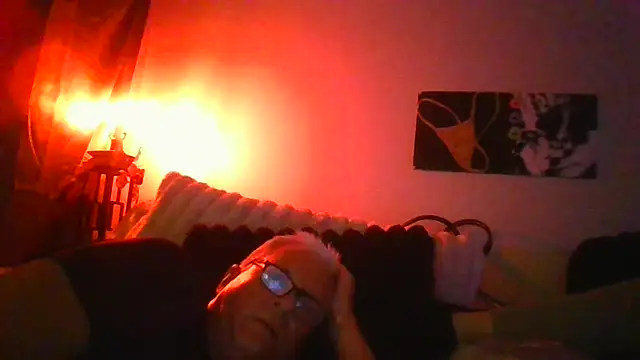 nvthvn555 online show from October 11, 2025, 7:09 am