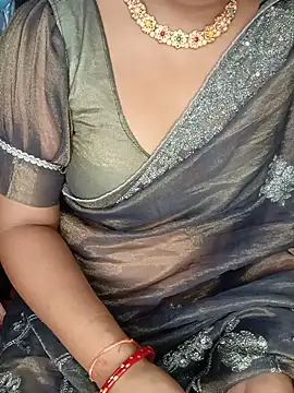 Snapshot of Rashmi_011 chatting on June 5, 2026, 12:59 am Rashmi 011 online show from June 5, 2026, 12:59 am