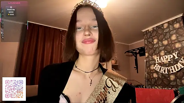 TerrellSroufe online show from November 5, 2025, 7:39 pm