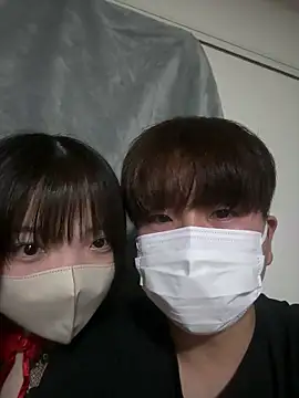 CoYu-528 online show from October 9, 2025, 1:22 pm