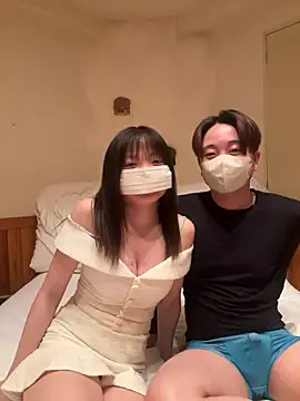 CoYu-528 online show from November 8, 2025, 11:36 am