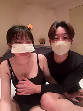 CoYu-528 online show from November 8, 2025, 11:52 pm