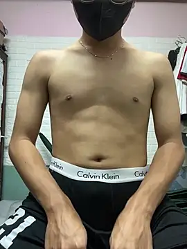 Boyshuaaa online show from October 27, 2025, 2:40 pm