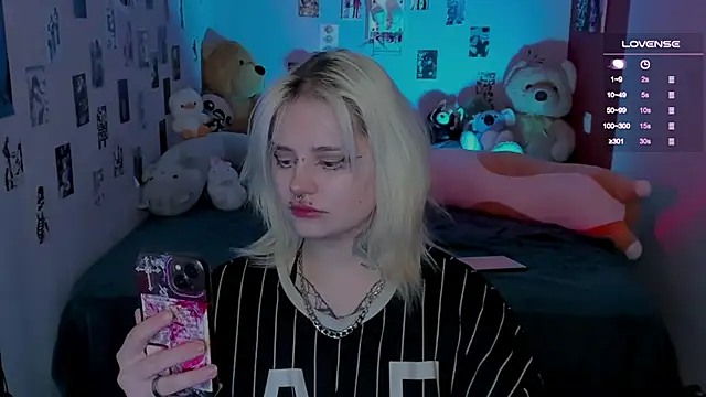 bixxxiz online show from November 28, 2025, 11:32 am