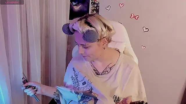 Snapshot of bixxxiz chatting on March 1, 2026, 5:29 am bixxxiz online show from March 1, 2026, 5:29 am