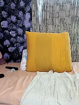 Bigboobsbooty online show from April 19, 2026, 9:21 am