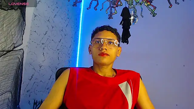 Snapshot of the_crackopry chatting on October 8, 2025, 12:28 pm the crackopry online show from October 8, 2025, 12:28 pm