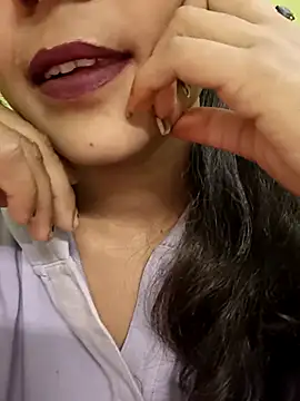 Snapshot of Beautiful_Eye chatting on January 16, 2026, 5:17 pm Beautiful Eye online show from January 16, 2026, 5:17 pm