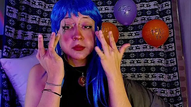 Snapshot of zora_blue777 chatting on November 7, 2025, 2:27 am zora blue777 online show from November 7, 2025, 2:27 am