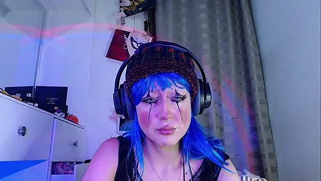 Snapshot of zora_blue777 chatting on November 18, 2025, 2:27 am zora blue777 online show from November 18, 2025, 2:27 am