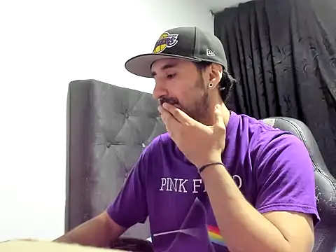 coolfriki online show from October 26, 2025, 3:07 am