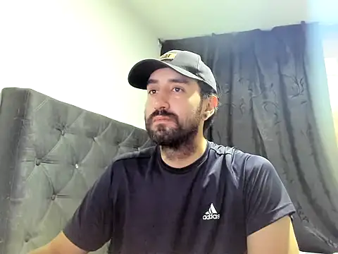 coolfriki online show from October 20, 2025, 1:51 am