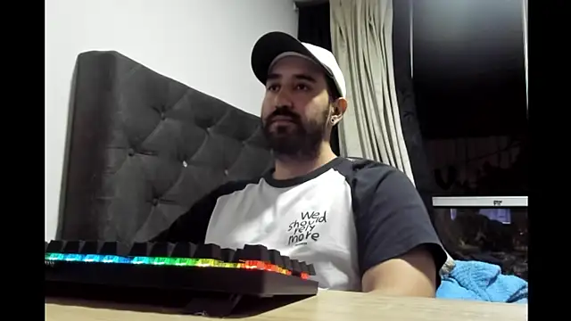 coolfriki online show from March 22, 2026, 12:03 am