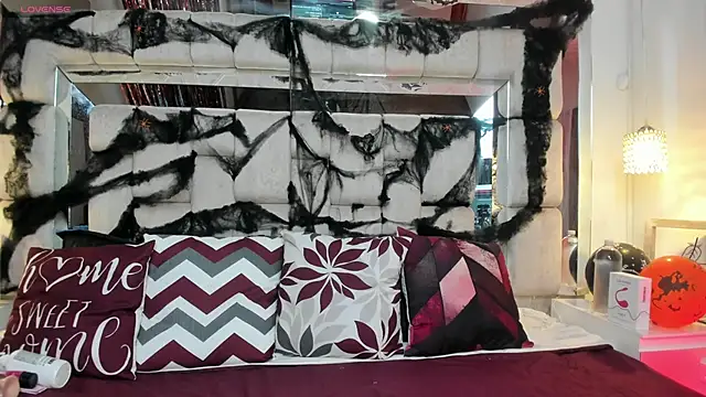 Gaiaxxx online show from October 27, 2025, 3:29 am