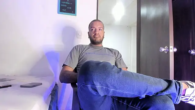 Dann 17  online show from December 2, 2025, 2:19 pm