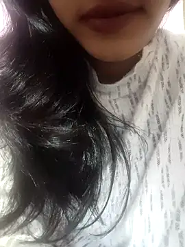 anjali2351 online show from November 24, 2025, 5:02 pm