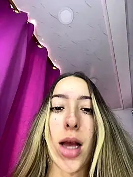 Sophia rouse online show from October 11, 2025, 9:05 pm