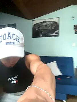 mateocorved online show from November 30, 2025, 9:04 pm