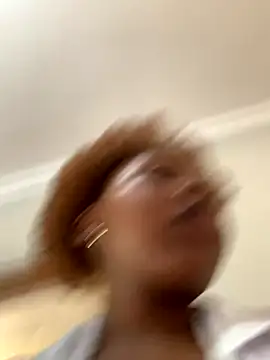 Snapshot of Scarlettxx21 chatting on November 13, 2025, 1:04 pm Scarlettxx21 online show from November 13, 2025, 1:04 pm