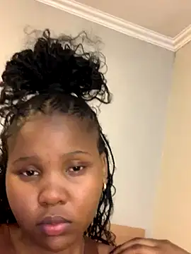 Snapshot of Scarlettxx21 chatting on October 19, 2025, 11:35 am Scarlettxx21 online show from October 19, 2025, 11:35 am