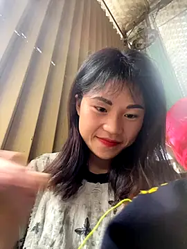 Mylinh- online show from October 15, 2025, 8:33 am