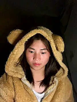 Mylinh- online show from November 25, 2025, 2:39 pm