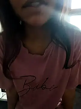 anshika0124 online show from February 10, 2026, 6:01 am