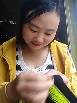 pi-pi-00 online show from October 7, 2025, 2:56 am