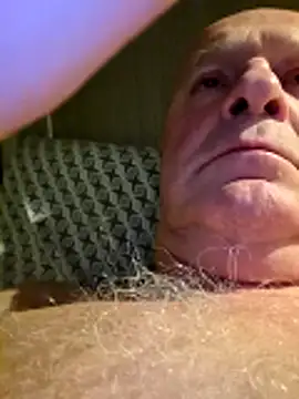 Snapshot of rudy-kralik chatting on February 20, 2026, 10:12 pm rudy-kralik online show from February 20, 2026, 10:12 pm