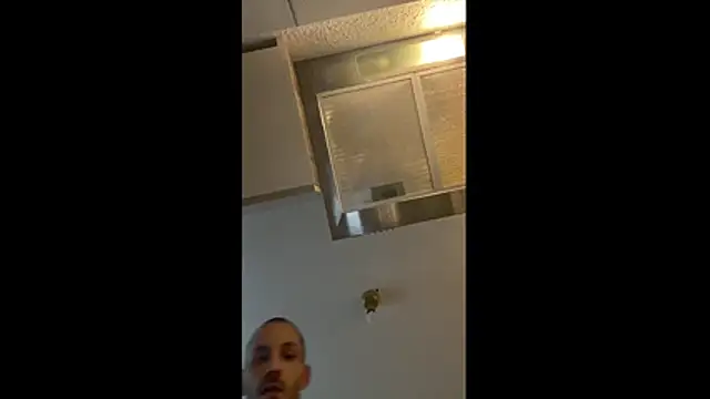 Snapshot of MolleDolle chatting on April 16, 2026, 5:47 pm MolleDolle online show from April 16, 2026, 5:47 pm