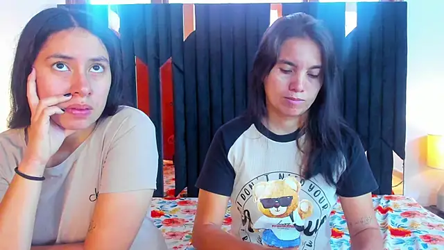 Sofy and Mia online show from October 7, 2025, 12:50 pm