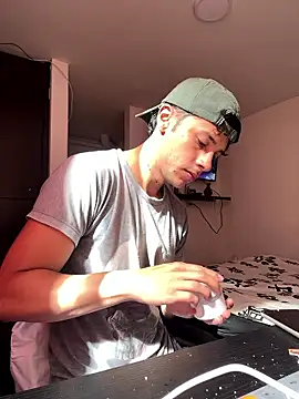 ErosDominant online show from January 13, 2026, 2:10 pm