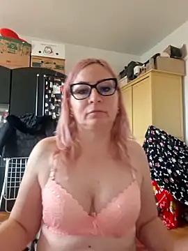 vivonivo online show from October 17, 2025, 2:08 pm