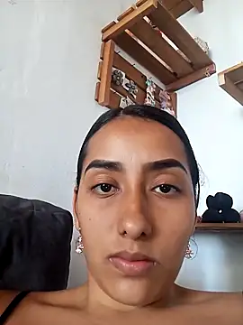 Queen sofya online show from November 7, 2025, 4:11 pm