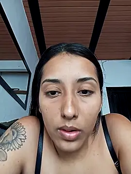 Queen sofya online show from November 5, 2025, 5:27 pm