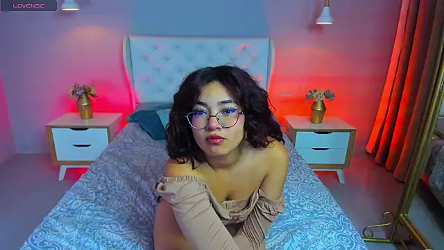 Snapshot of sunny_maya_ chatting on November 23, 2025, 8:41 pm sunny maya online show from November 23, 2025, 8:41 pm