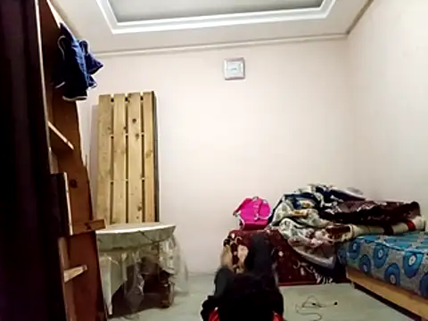 latarak321 online show from October 29, 2025, 6:07 pm