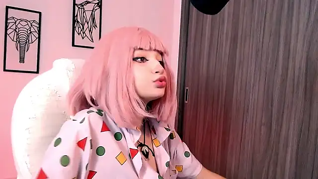 EmuOtori online show from October 10, 2025, 11:44 am